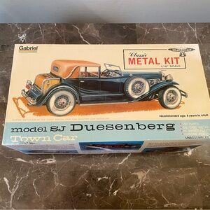Gabriel Classic Antique Metal Kit SJ Duesenberg Town Car 1:18 Model Kit